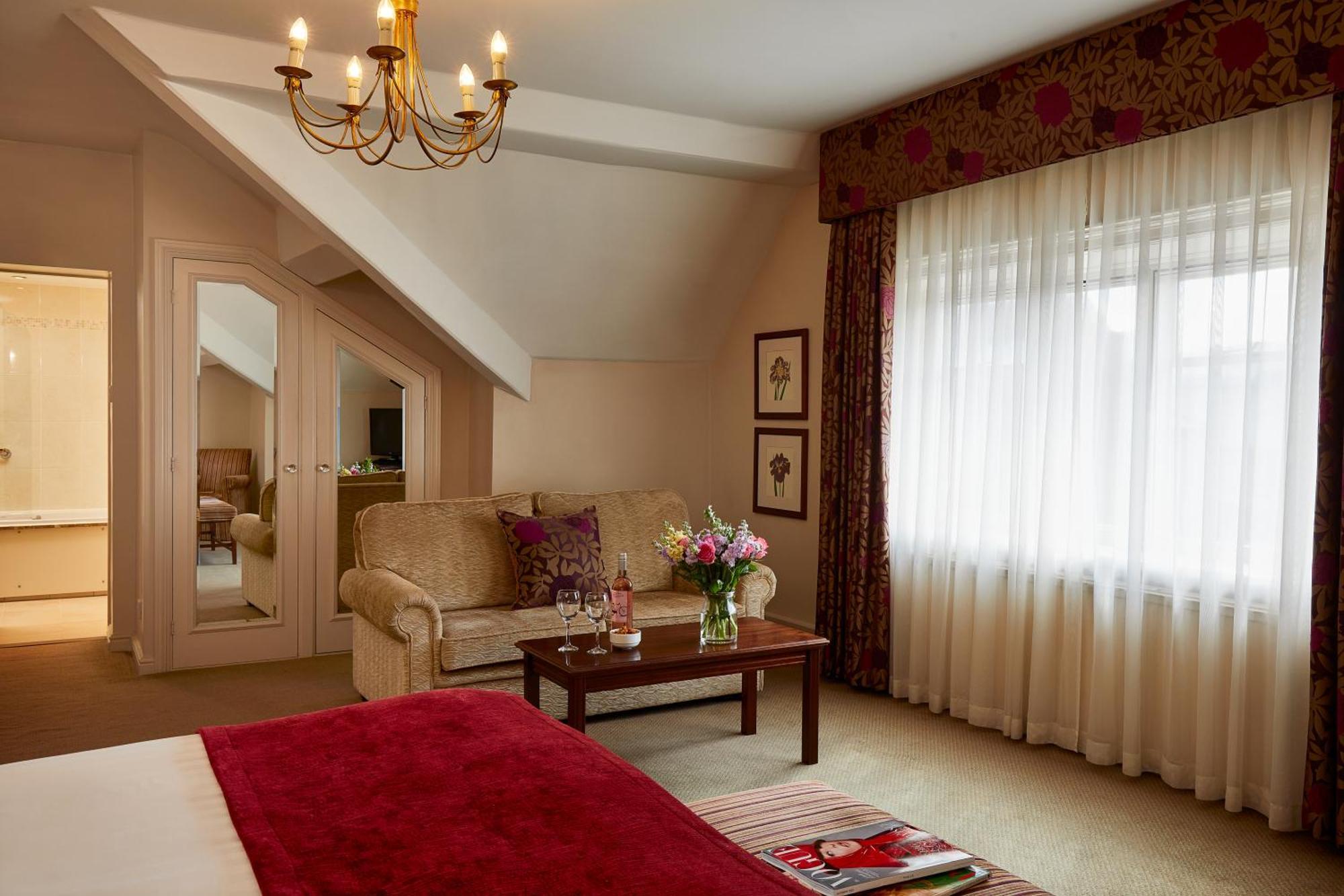 Macdonald New Blossoms Hotel Chester Bagian luar foto