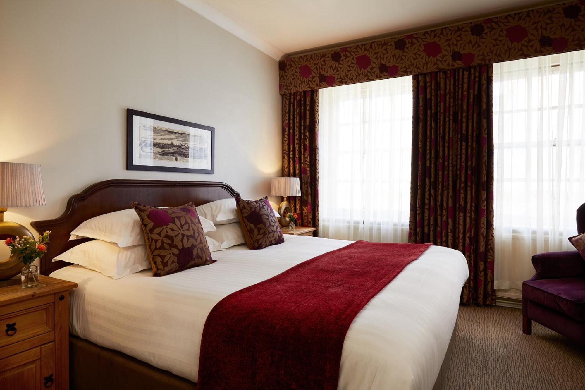 Macdonald New Blossoms Hotel Chester Bagian luar foto