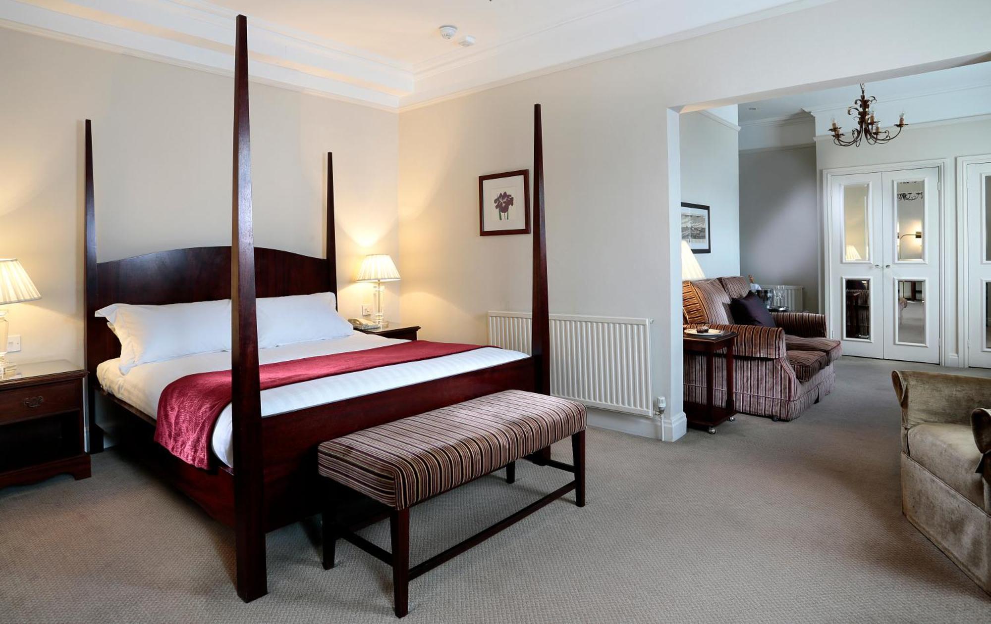 Macdonald New Blossoms Hotel Chester Bagian luar foto